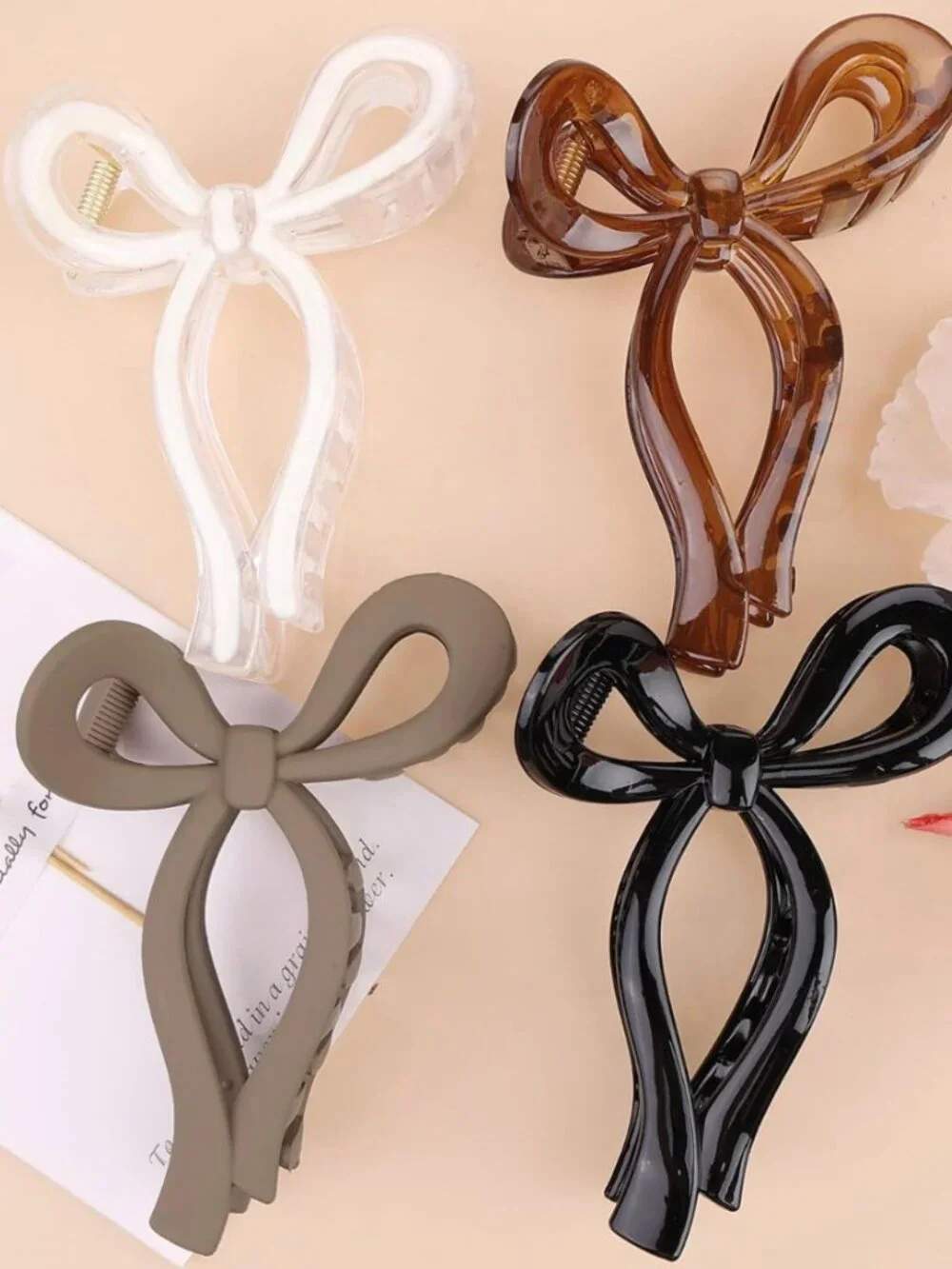 Bow Hair Claw Clipset Of 4 NWOT